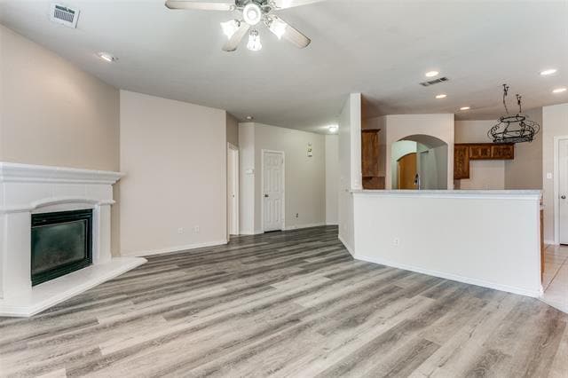 Building Photo - 2605 Silver Hill Dr