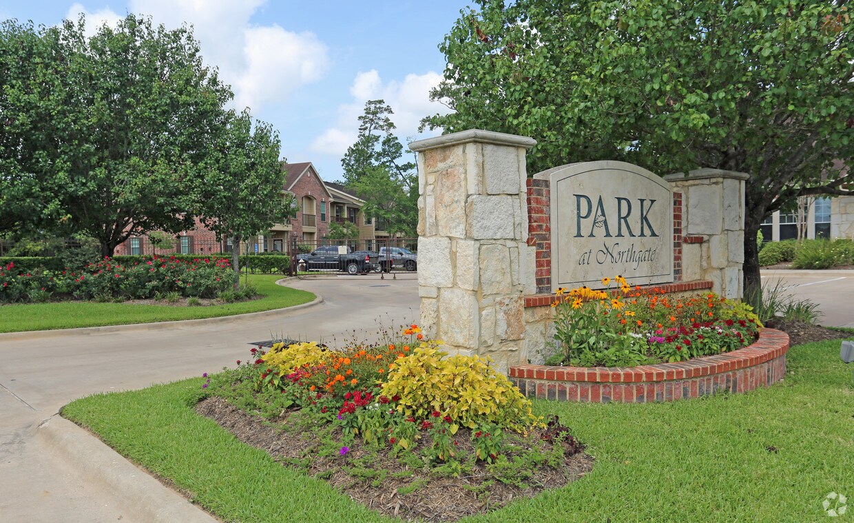 The Tribute Apartments 26325 Northgate Crossing Blvd Spring, TX