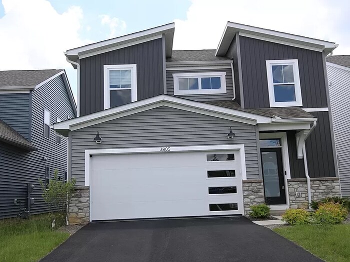 Foto principal - Charming 4 beds 3 baths in Powell!