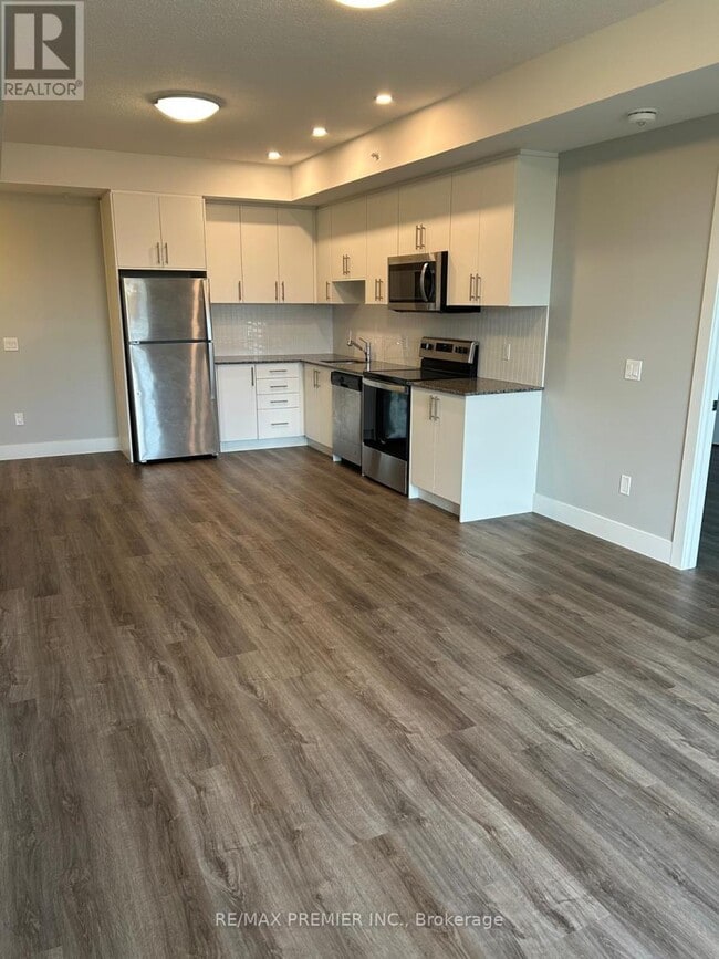 Building Photo - 107 Roger St