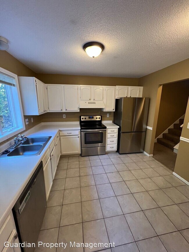 Foto del edificio - 2 br, 1 bath House - 629 Dorland Rd S