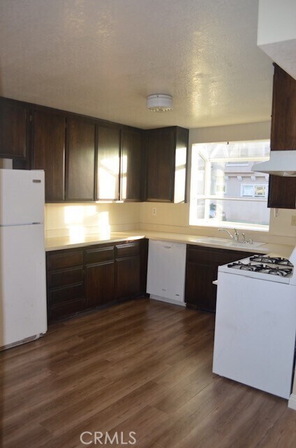 Foto del edificio - 502 12th St