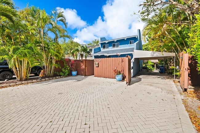 Photo - 219 NE 17th Ave Townhome