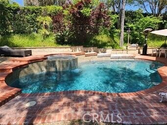 Foto del edificio - 16636 Treetop Ln