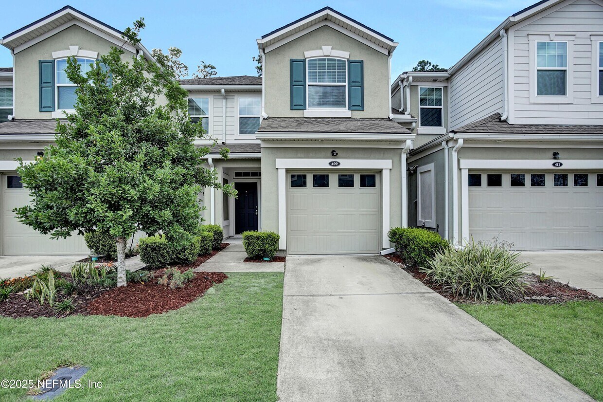 Foto principal - 409 Richmond Dr