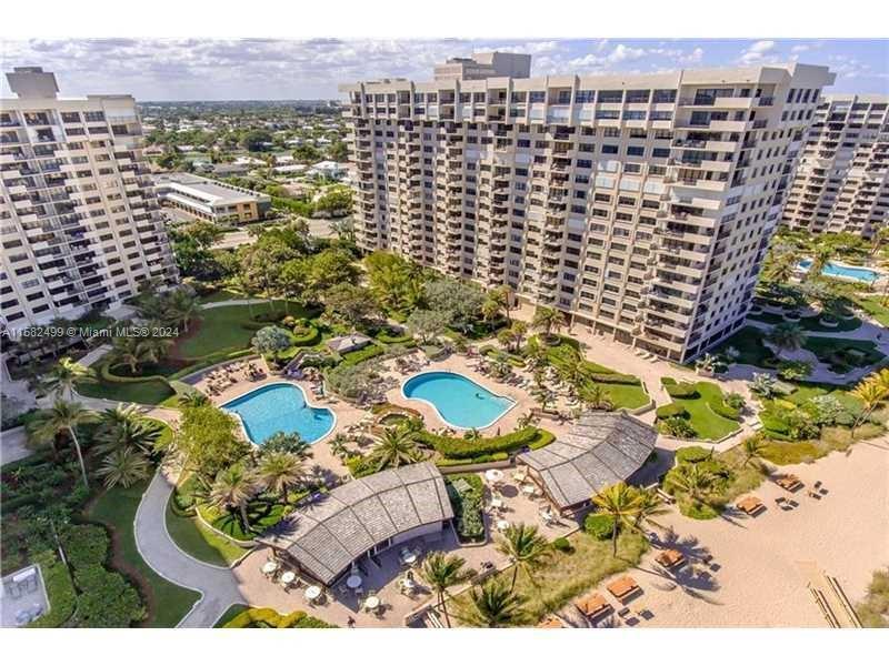 Foto principal - 4900 N Ocean Blvd