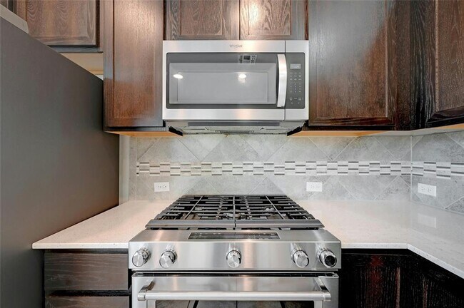 Foto del edificio - 121 Switchgrass St