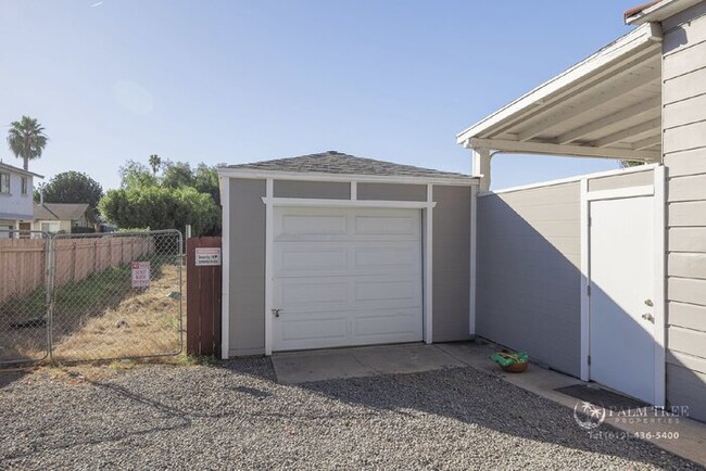 Building Photo - Beautiful 4B/3BA Home 1 Mile from SDSU!