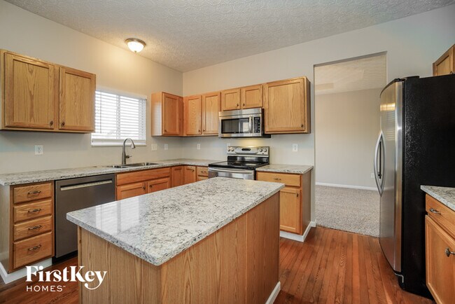 Foto del edificio - 124 Springer Woods Blvd