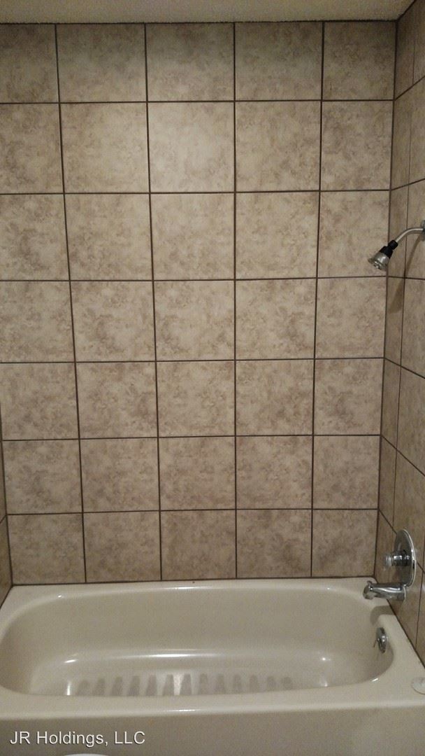 Foto del edificio - 3 Lyrewood Ln