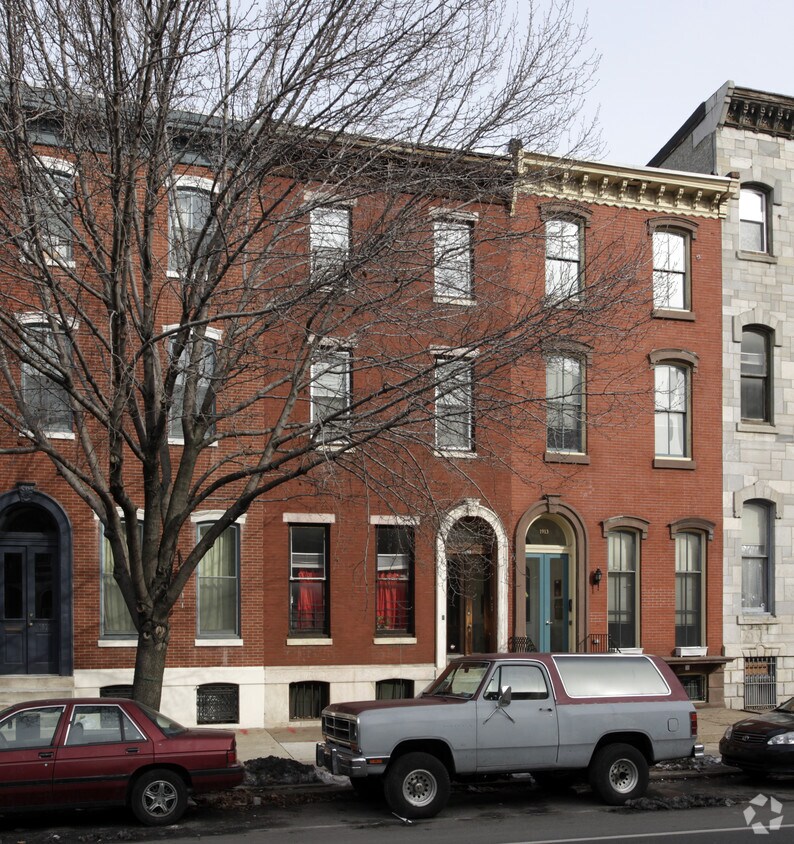 Building Photo - 1915 Spring Garden St
