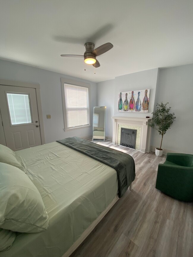 Building Photo - 1854 Hewitt Ave