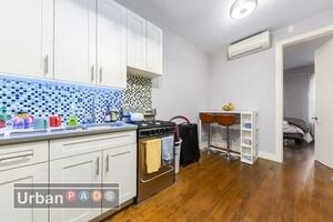 Foto del edificio - 44 Scholes St