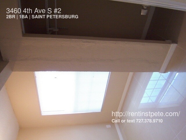 Building Photo - 3460 4th Ave S