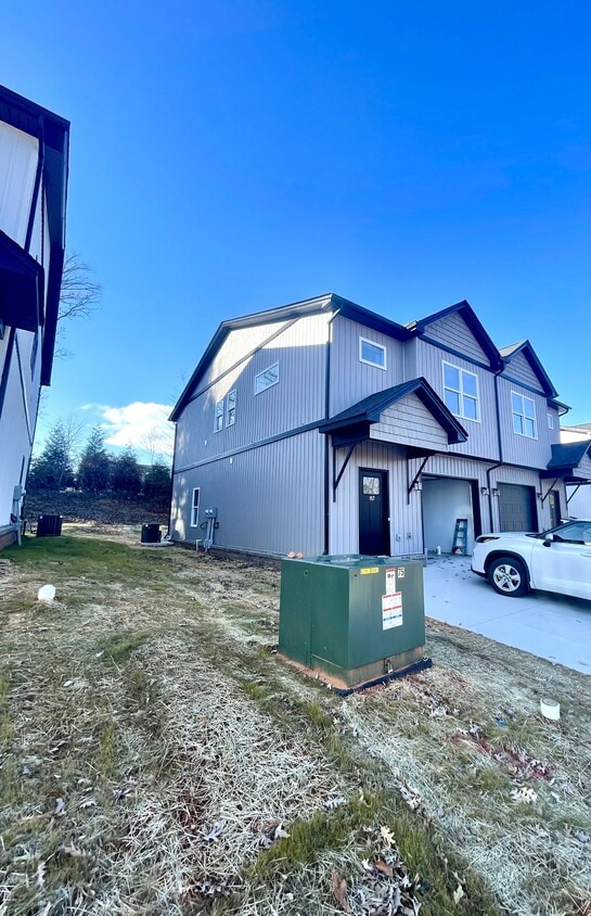 Photo - 157 Independence Ln (Lynchburg, VA)