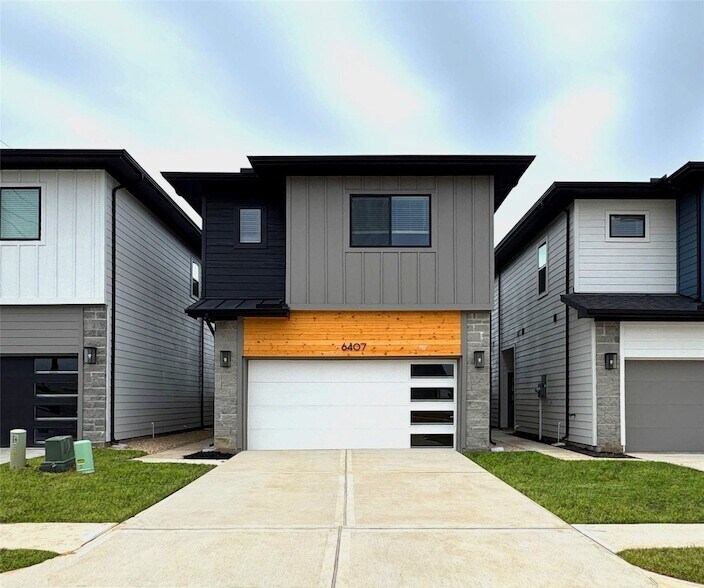 Foto principal - 6407 Pne Hts Dr