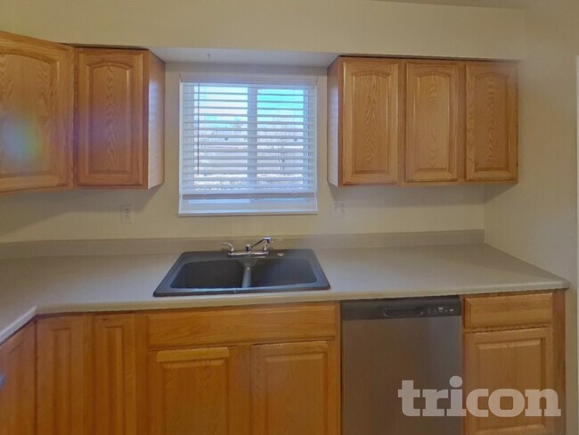 Foto del edificio - 2226 Wold Ave