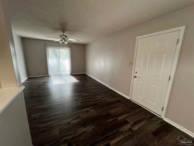 Foto del edificio - 9465 Sunnehanna Blvd