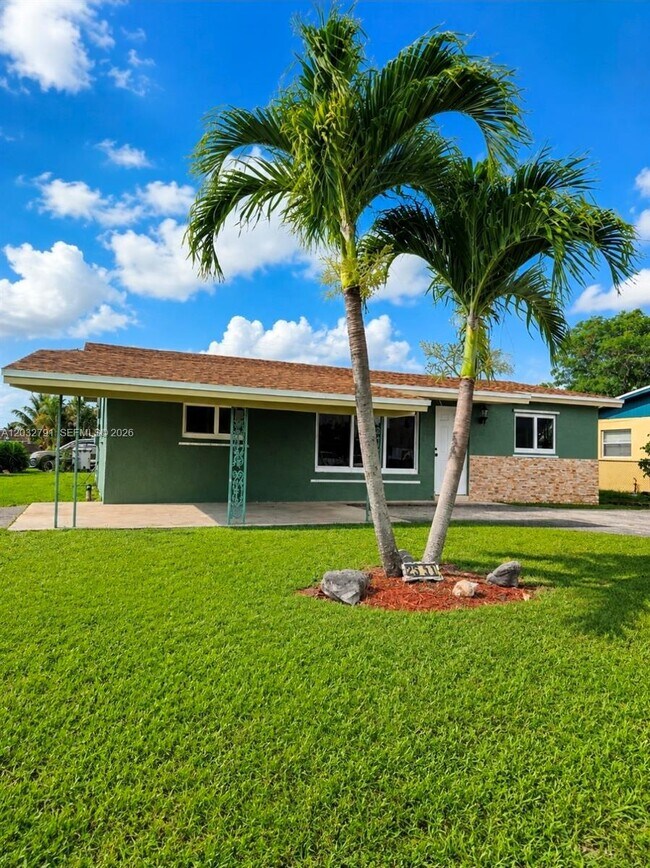Foto del edificio - 2350 NW 12th Ct