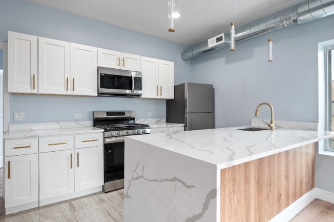 Foto del edificio - 9865 W Roosevelt Rd