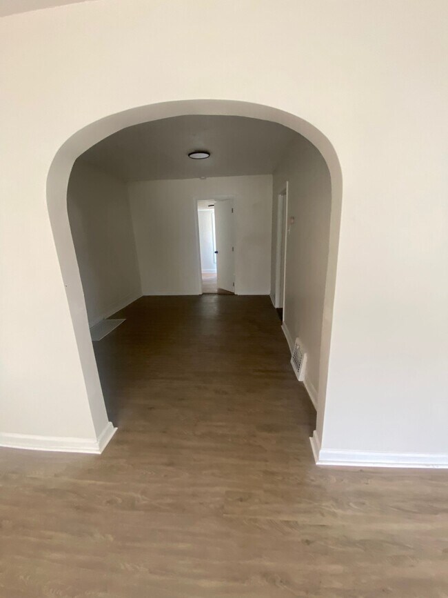 Foto del edificio - 2303 E 29th St