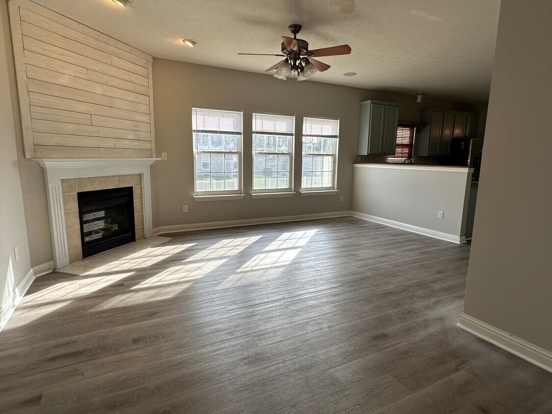 Building Photo - 6501 E Coal Bluff Ct