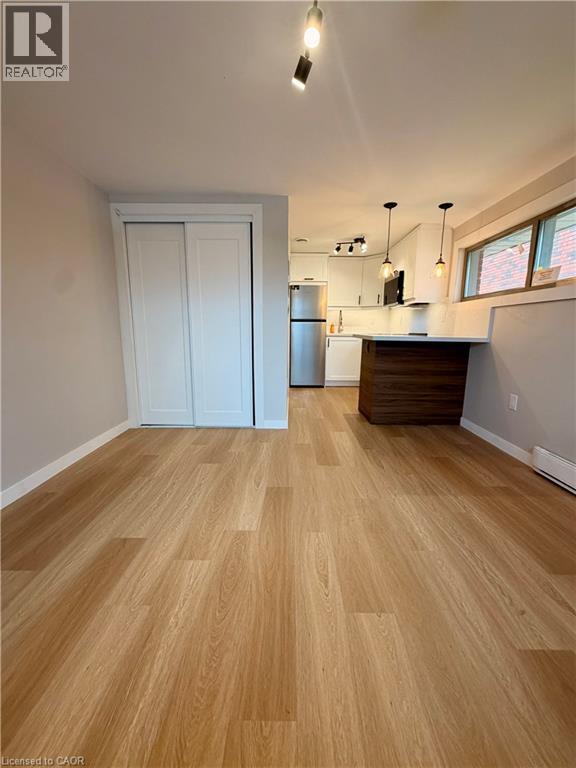 Photo du bâtiment - 5 Fisher Crescent