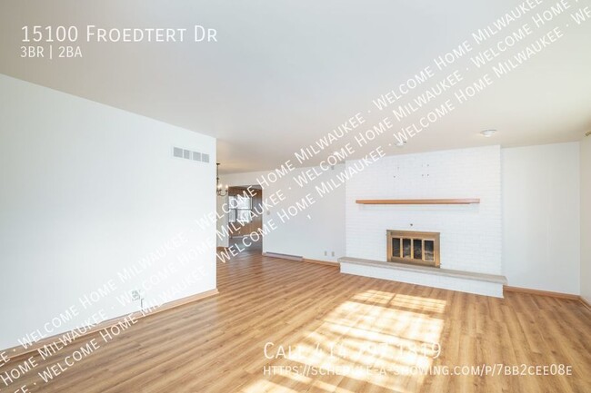 Foto del edificio - Discover the charm of living in Elm Grove ...