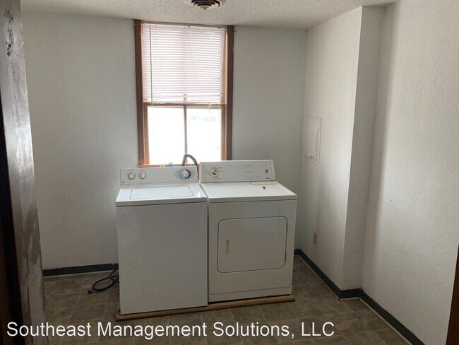 Foto del edificio - 2 br, 1 bath House - 710 S. Ellis
