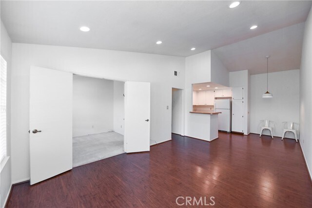 Foto del edificio - 116 Costero Aisle