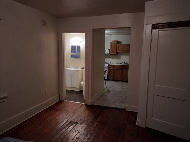 Foto del edificio - 309 Quitman St