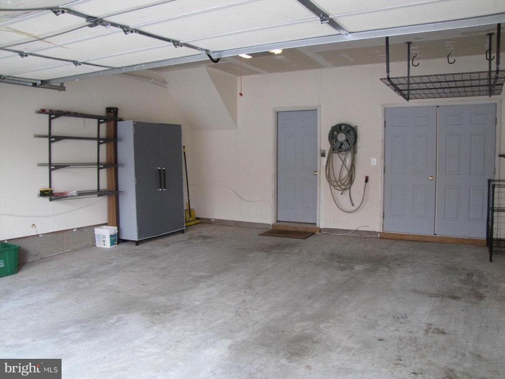 Foto del edificio - 46223 Wales Terrace