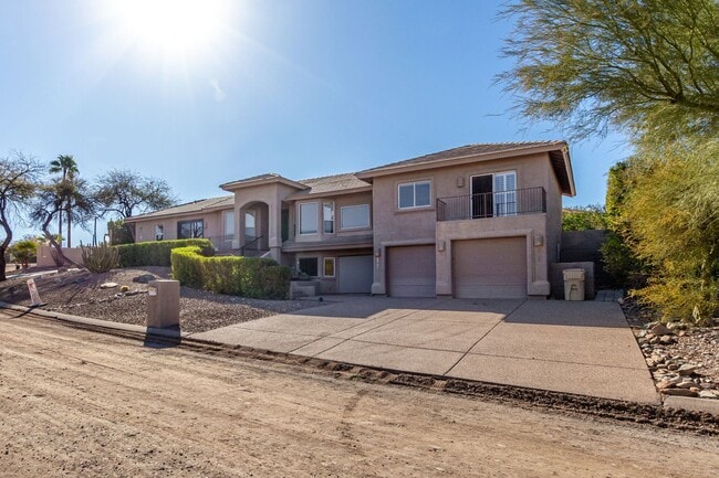 Building Photo - 11818 N Winchester Dr