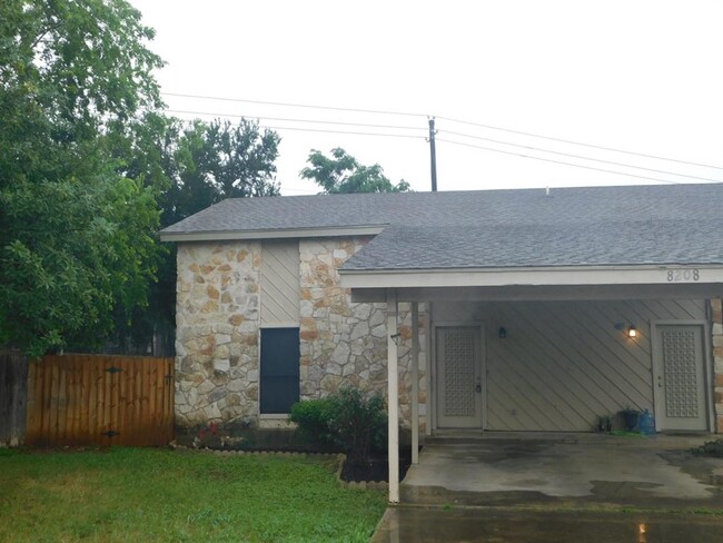 Building Photo - 8208 Hood Cir