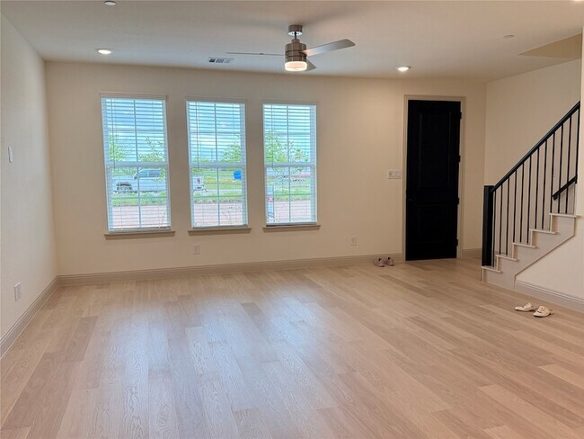 Foto del edificio - 1006 Stockton Dr