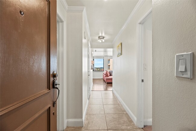 Building Photo - 3525 Sage Rd