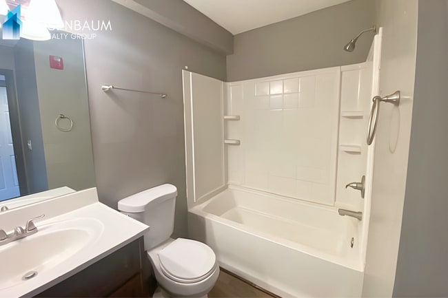 Foto del edificio - Beautifully charming 2-bedrooms, 1-bath downstairs apartment in Prescott!