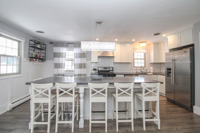 Foto del edificio - 213 Blueberry Dr