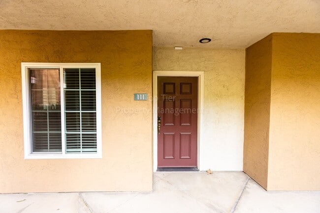 Foto del edificio - Beautiful 2 Bed 2 Bath 1026 sq ft condo in...