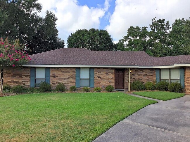 Building Photo - Single Family Home at 207 Domas , Lafayette