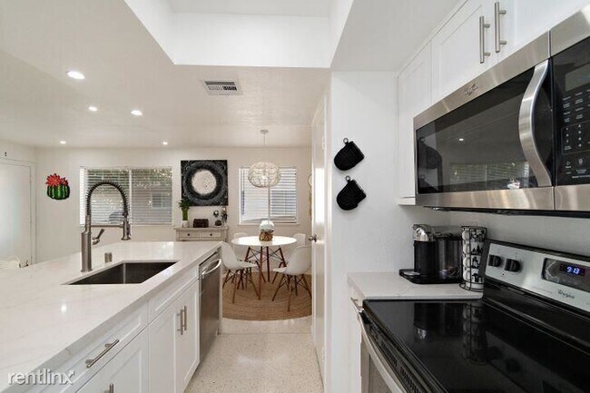 Building Photo - 2 br, 1 bath Condo - 72698 Bursera Way Unit 2