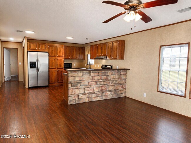 Foto del edificio - 13197 LA-92