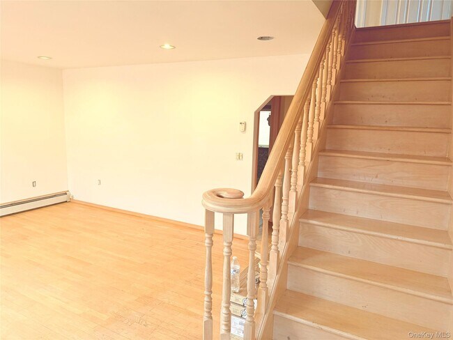 Building Photo - 92 Stone Ln