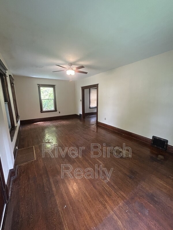 Foto principal - 617 S Douglas Ave