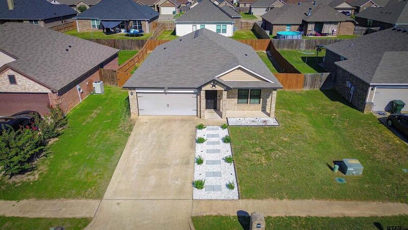 Foto principal - 322 Ambrose Avenue