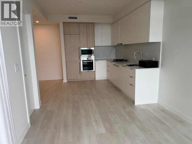 Photo du bâtiment - 537-2537 Cottonwood Ave