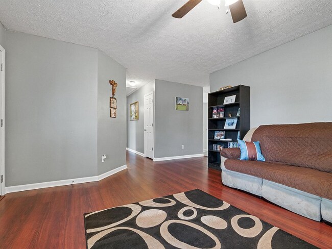 Foto del edificio - 793 Summer Hill Ln