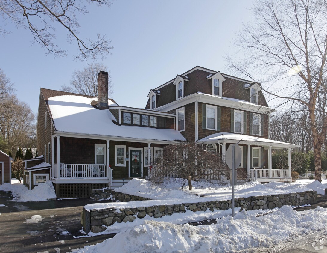 Foto principal - 168 Rowayton Ave