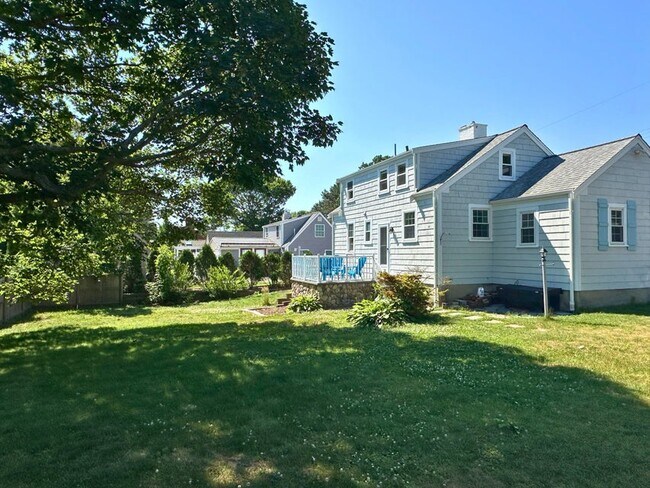 Building Photo - 40 Webster Rd
