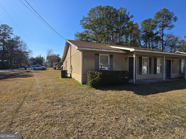 Building Photo - 416 S Ashley St